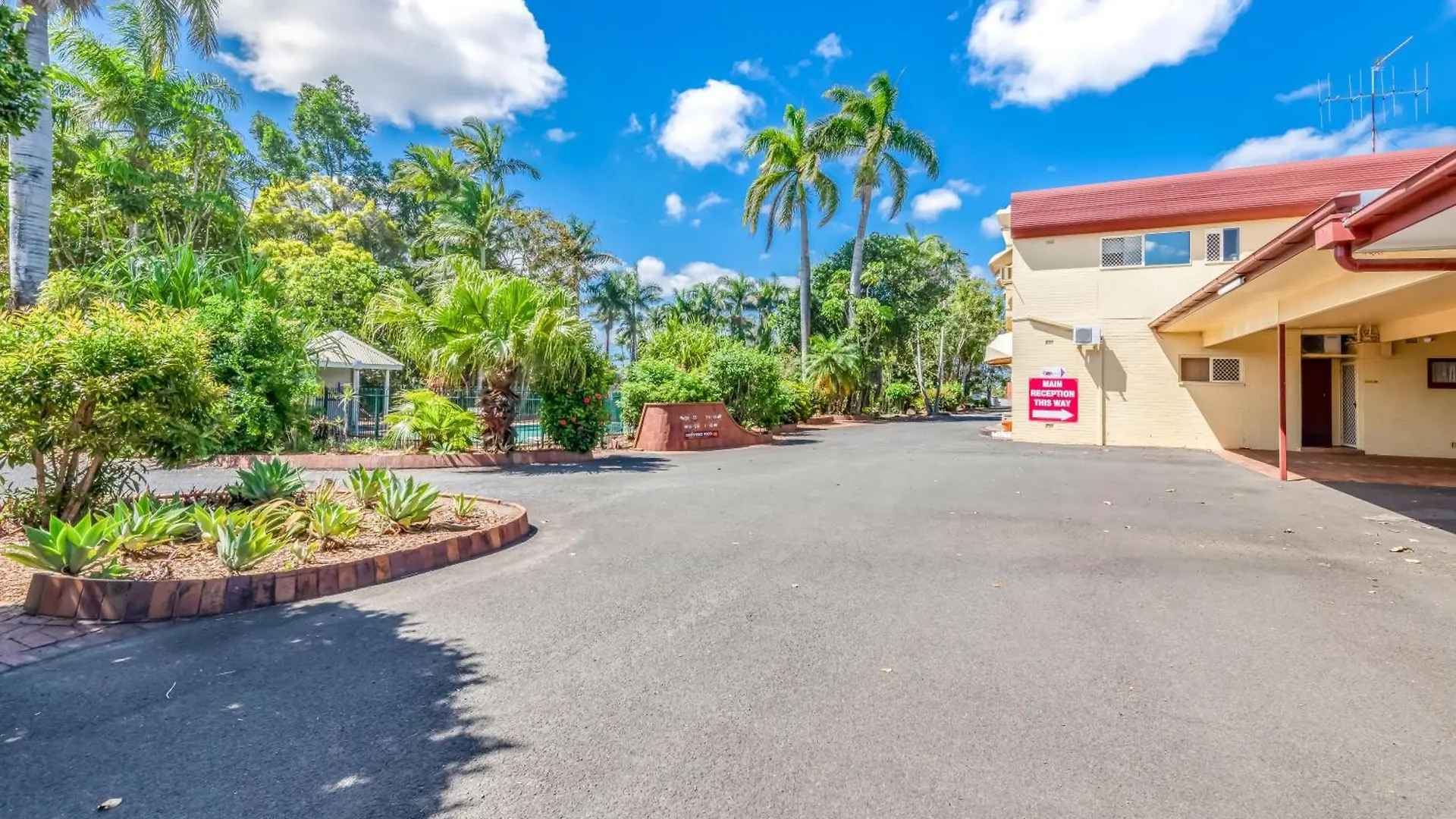 ****  Bundaberg International Motel Australia
