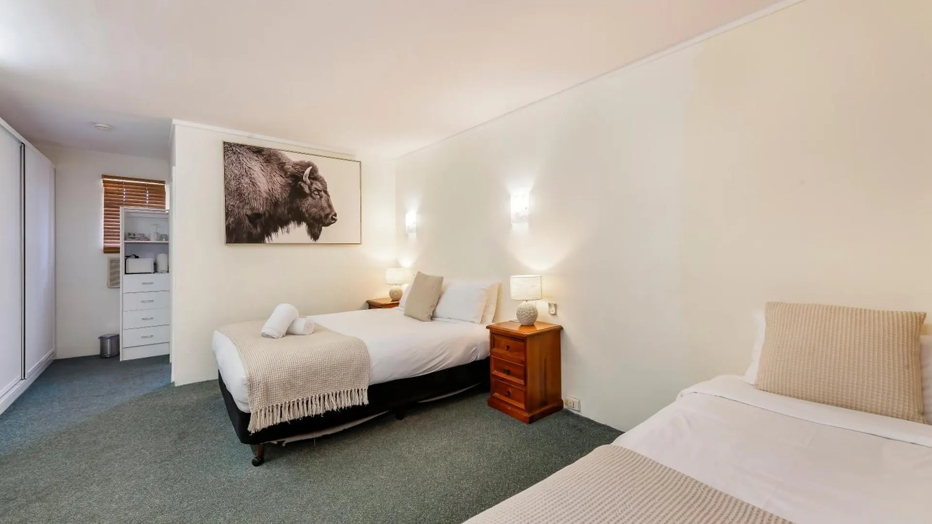 ****  Bundaberg International Motel Australia